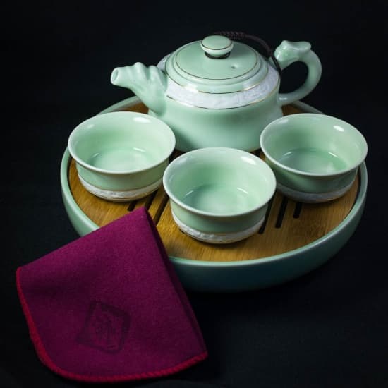 Сервиз с подставкой " Цын Ци Тао Цзу"