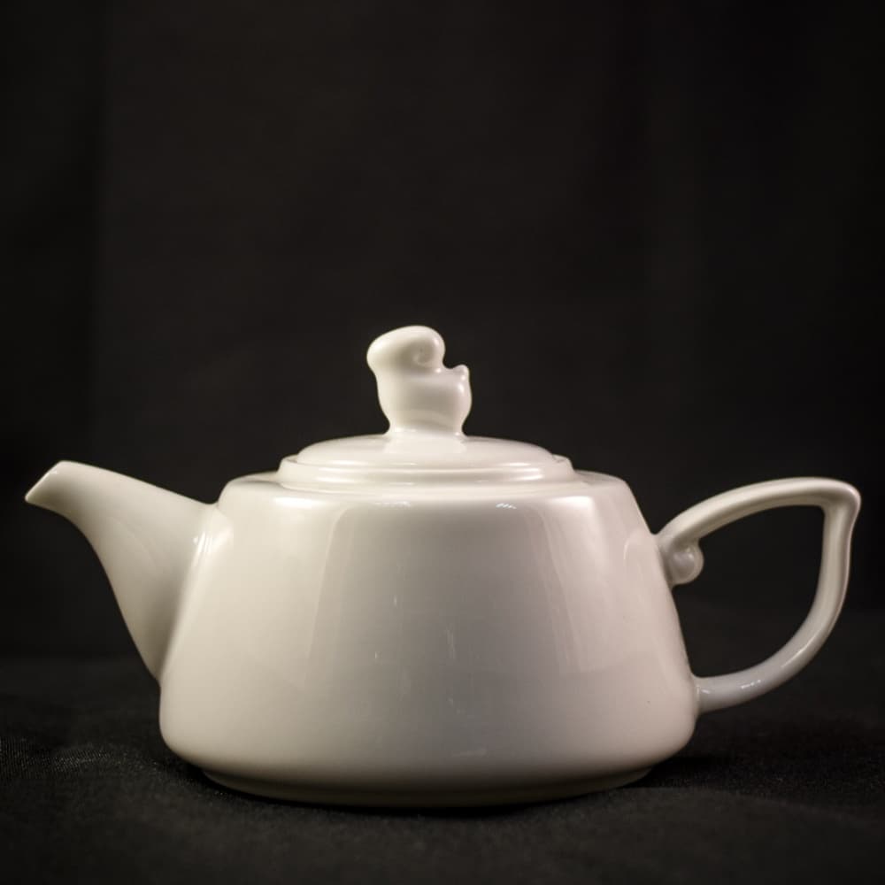 Чайник белый костяной фарфор 220 мл.