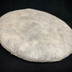 Шу Пуэр блин, Бай Чжи, 2017 год, 200 гр. - 2