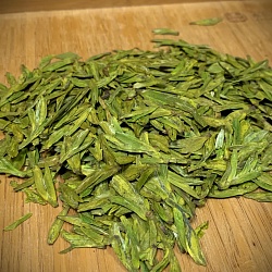 Лун Цзин 1700 весна 2023 - 2