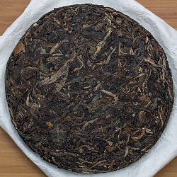 Чай Шэн Пуэр "Первая любовь" 2013, Линьцан - 4