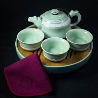 Сервиз с подставкой " Цын Ци Тао Цзу"